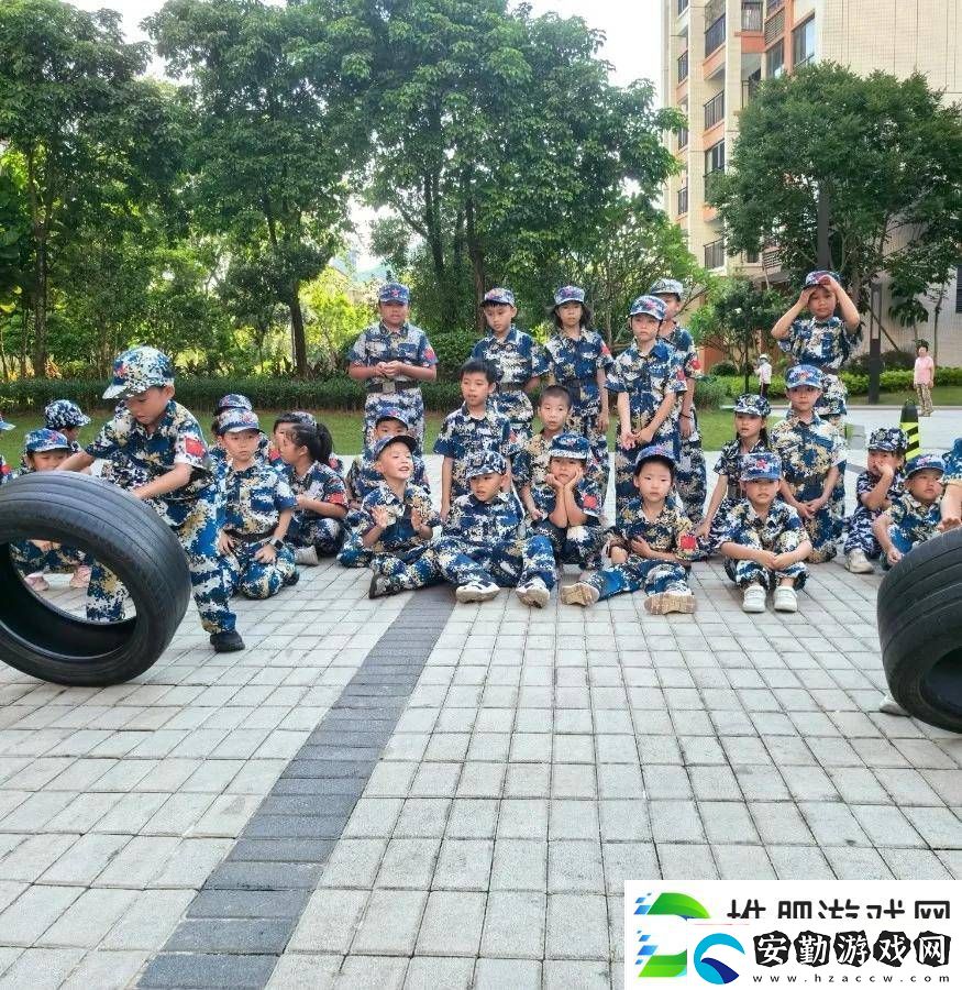 世茂服務(wù)軍訓夏令營